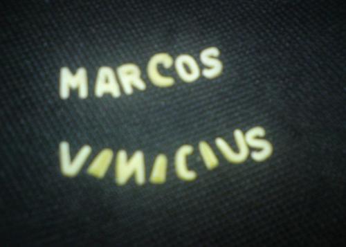 simpatico, educado e lindo....o resto é detalhe........