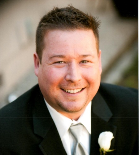 Sales Consulting. Enjoy water polo, food, travel, family and technology.