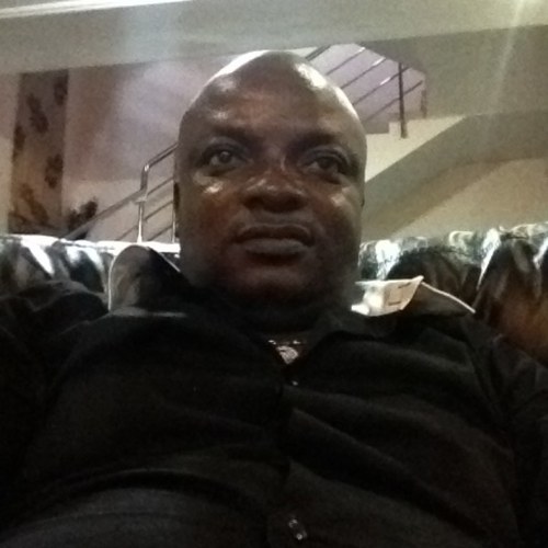 About me? Hmmmm! well a very warm, charming charismatic, with very positive energy, sociable, lover of good tins, passion for beauty elegance, finesse, swags