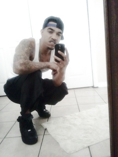 IBdatBoi305's profile picture. 