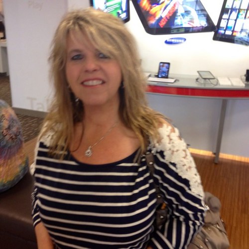 debbietaylor511's profile picture. 