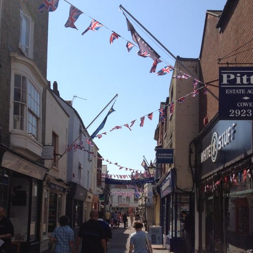 coweshighstreet's profile picture. Welcome to the Cowes High Street Twitter page. Follow us to hear about all the great deals and events going on in Cowes.
