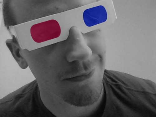 GuiLeonard's profile picture. See the world in Red&Blue - Cinema 2D and 3D-S, Series addict, R'n'R and Extreme Sports