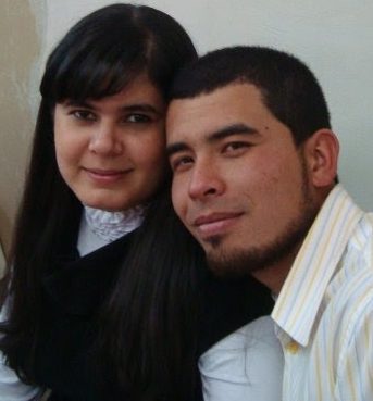 Sou serva do Deus altíssimo,que ama serví-lo e adorá-lo. Me formo este ano em Psicologia. Faço parte do ministério Louvor para as Nações em Caarapó/MS.