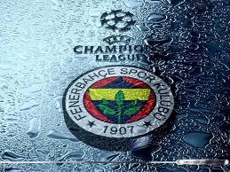 Kumral, mavi gözlü, terazi burcu, öğrenci.