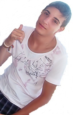independente do que me disserem respondo sempre com um sorriso porque ser inconveniente é COMUM mais ser superior é RARIDADE.