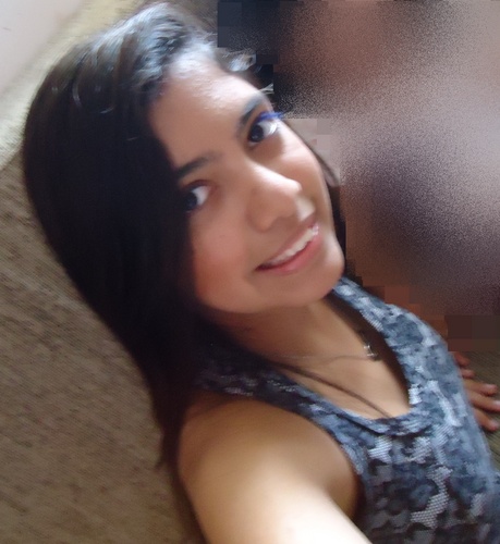 Não sou a loirinháh que te encanta,mais siim sou a moreninháh Ousada e Alegre que te enlouquece!! (y)