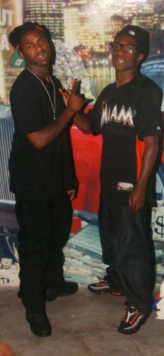Laid back nigga who know what he wants .getting money is all i do money is time team#cancer #Android dumb niggas only cuff hoes