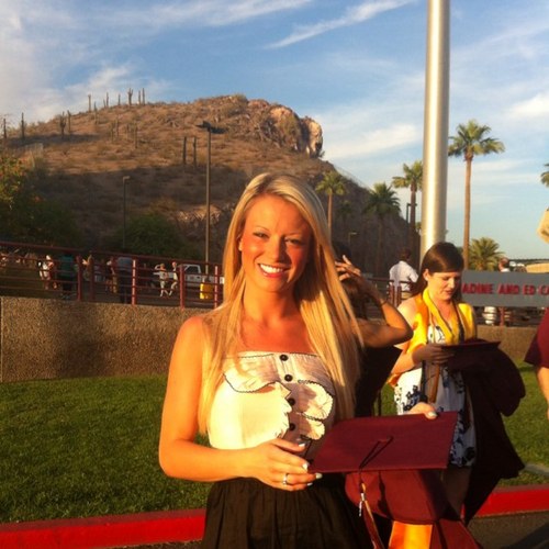 jadecker21's profile picture. happiness is the most important