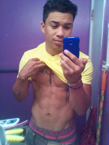 guidoboi_18's profile picture. 