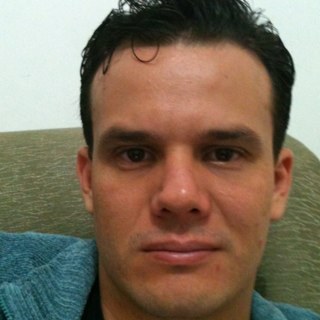 resenderr's profile picture. 