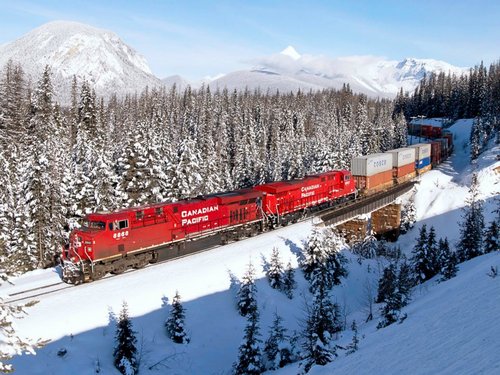 JohnKiengersky's profile picture. 