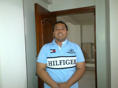 carbas2012's profile picture. Vivir el presente cada dia y sonreir a la vida