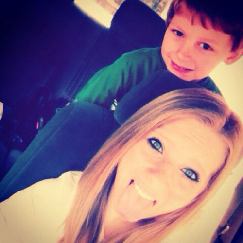 CourtneyyLynn98's profile picture. lost? follow me(; Also follow me on Instagram @your_biggest_fann