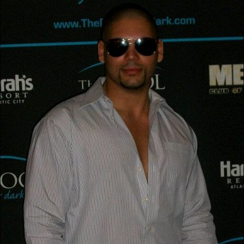 AaronSeligson's profile picture. My motto is to have fun, never take anything for granted, and do the impossible.