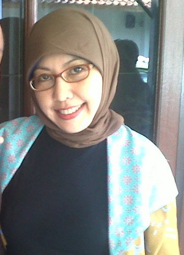 teh_inong's profile picture. a mother, author of children books, tertarik pd teenlit, penggemar #galau dlm segala rasa, my favourite: blueberry-mint