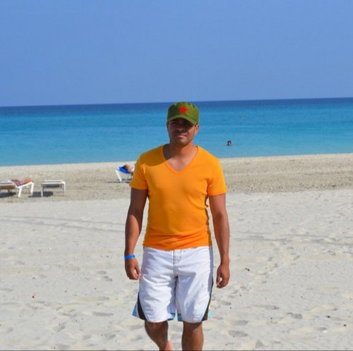 AndresMedran0's profile picture. Farmaceutico, lector, amigo de mis amigos, buscador de conocimiento, eterno aprendiz, seguidor del Budo. Aprendiz de Samurai.