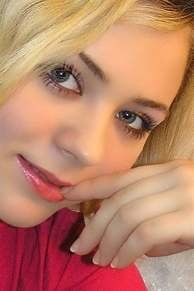 EmelySeryakmwfu's profile picture. 