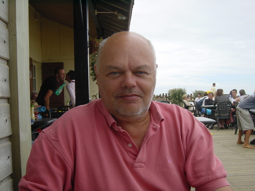 jfvc's profile picture. Curieux de tout,arts,photo,internet,philo,la vie...