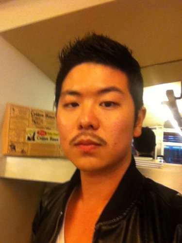 jeremyuknoww's profile picture. 