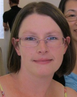 Storyteller and writer for kids, member of Storytellers ACT and SCBWI. She/her.