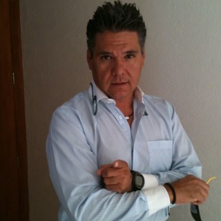 carlosmedellin8's profile picture. 