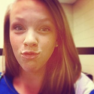 lauren104417's profile picture. 