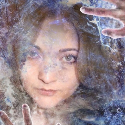 ZaraRicci888's profile picture. В человеческом невежестве весьма утешительно считать все то за вздор, чего не знаешь #ff_ru #FollowBack