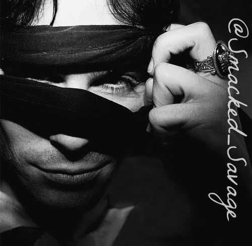 I can waken things inside you that have been sleeping all your life. You're strong enough to live in the dark, to glory in it. (MC+18. TVD Book RP)