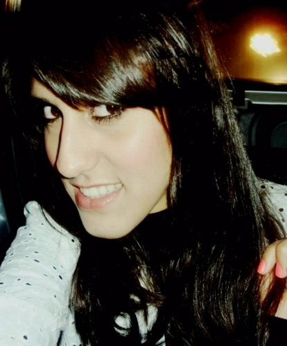 /(,) jєitinнσ dє cяiαnçα,　
-/♥- 　 รσяяiรσ dє мєninα,
_| |_ є αtitυdє dє мυlнєя!