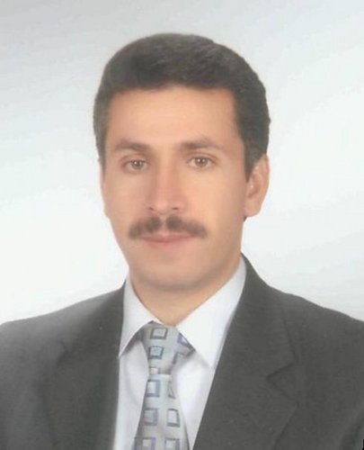 uzeyir_ari's profile picture. İnsan olarak bakabilmek...