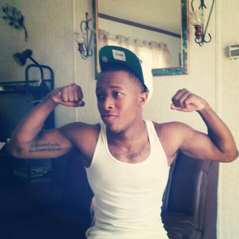 DraezWorld's profile picture. Just check my tweets !! twifey- @AmericasNxt_TRL