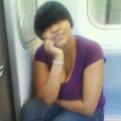 iLuvBEinDaBOSS_'s profile picture. 