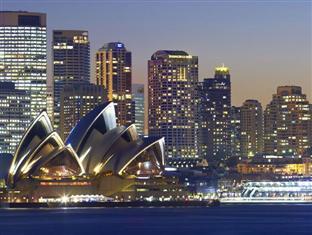 http://t.co/lkSFineHOT Sydney Australia Hotel Reservation and Comparison Site. Choose from 300+ Sydney hotels from 3-5 star luxury hotels. Read hotel reviews.