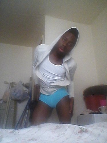 name Rasheed/18live in Suffolk VA/hit mi up on ooovooo Mr.johnsonreloaded to know more infor