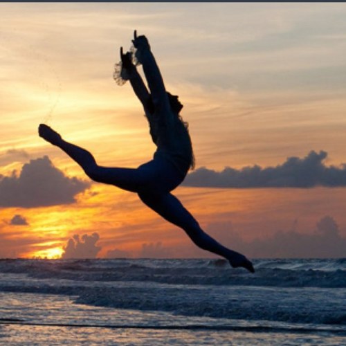 ToBeADancer's profile picture. when you stumble, make it part of the dance #tobeadancer