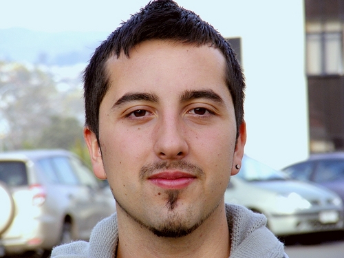Periodista y comunicador social. Un apasionado del deporte
