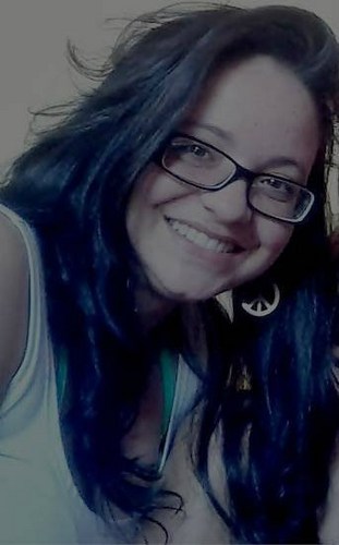 Cansei,de viver em um mundo certinho,onde somos submetidos a cumprir regras impostas pela sociedade.