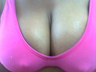 MeccaDime's profile picture. My Favorite Rapper is @TheGame And My favorite R&B artist is @UsherRaymondIV what you thought,  I pick the baddest.