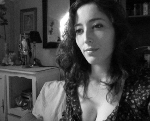 VenteMlle's profile picture. Composée d'idées, d'envie et d'un zeste de folie, l'Angélique, agrémentée de projets, budgets, reco, se fond tel un caméléon dans vos équipes!