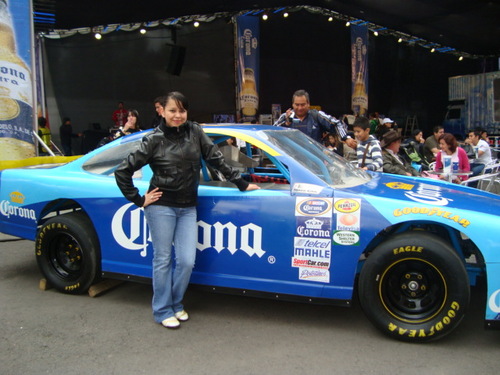 DianysSummers's profile picture. 