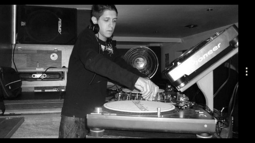 Music Is The Answer!

House Music is not just a groove, it's a Feeling.
