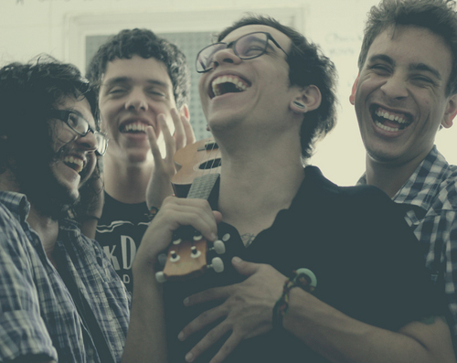 OUÇAM, SIGAM, VOLTEM OU AVANCEM NO TEMPO E DIVULGUEM ;D NMT é: @ThiagoCossta, @danillolegal, @Joaosoaresbv e @Lemigro