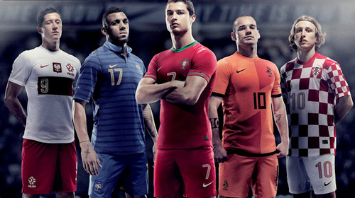 Se7enShop's profile picture. Football Shop. T-Shirt, Sweater, Jacket (Se7en Brand). Also Available: Jersey, Batik etc. Add Pin : 25FDDF9F / ☎ 081254548069