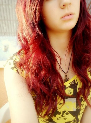 LucyScarlet2's profile picture. love i phone then follow me