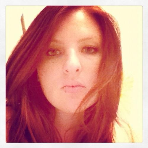 TiaHowe's profile picture. I take care of people.