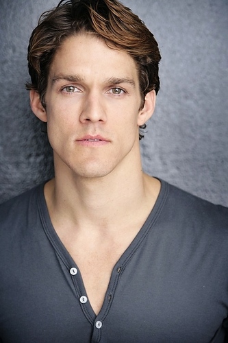 DJBSNOW's profile picture. 