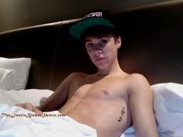 I LOVE JUSTIN BIEBER!!!!!! I CANT WAIT FOR BELIEVE!!!