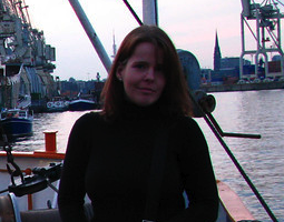 _atrinki_'s profile picture. Naturwissenschaftlerin, die gern Cappuccino trinkt, Schokolade ißt, ins Museum geht, Listen liebt, Siedler-von-Catan spielt, H. Murakami liest - Gewohnheitstier