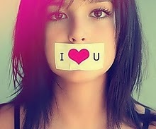 Odeio que tentem destruir algo que demoro para ser meu , Não levo disaforo pra ksa ... o que é meu é so meu Não divido com nenhuma (o) FDP (y)